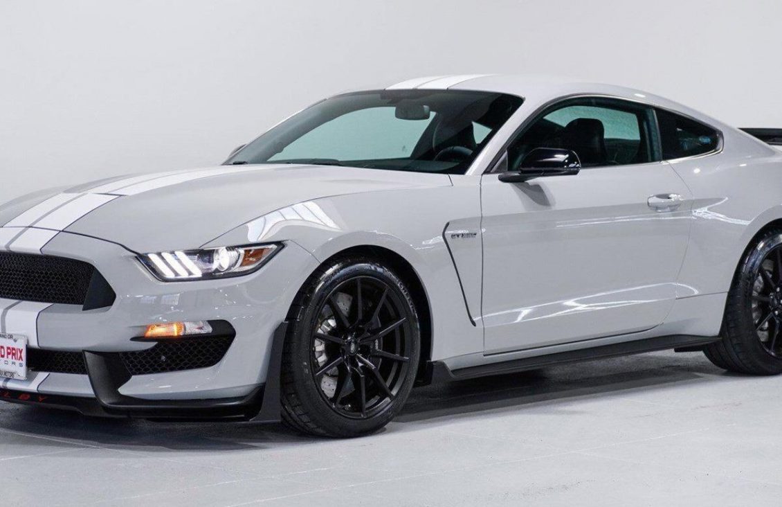 Ford Mustang  '2016