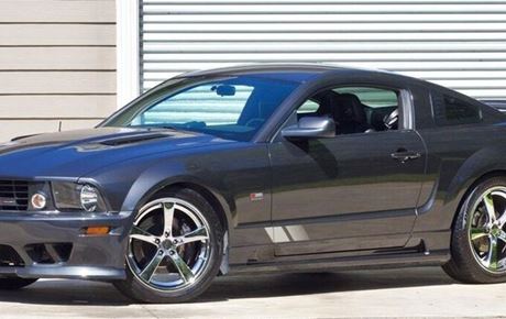 Ford Mustang  '2008