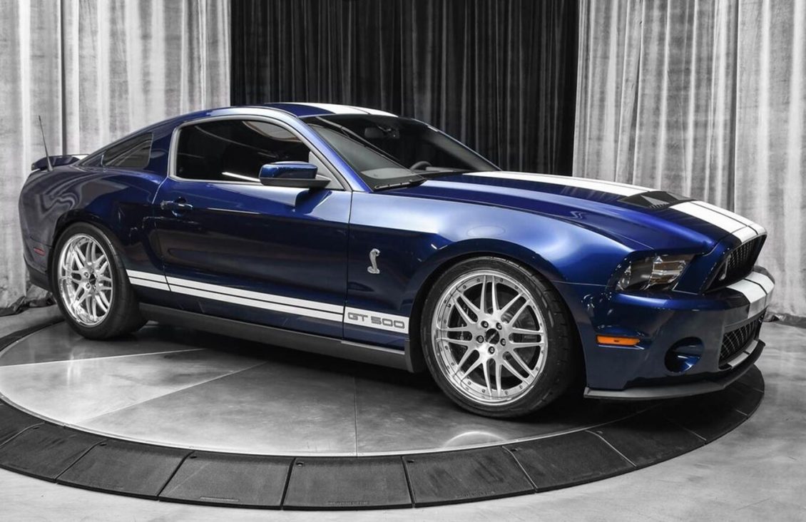 Ford Mustang  '2010