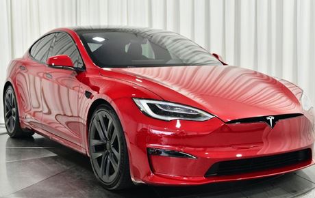 Tesla Model S  '2021