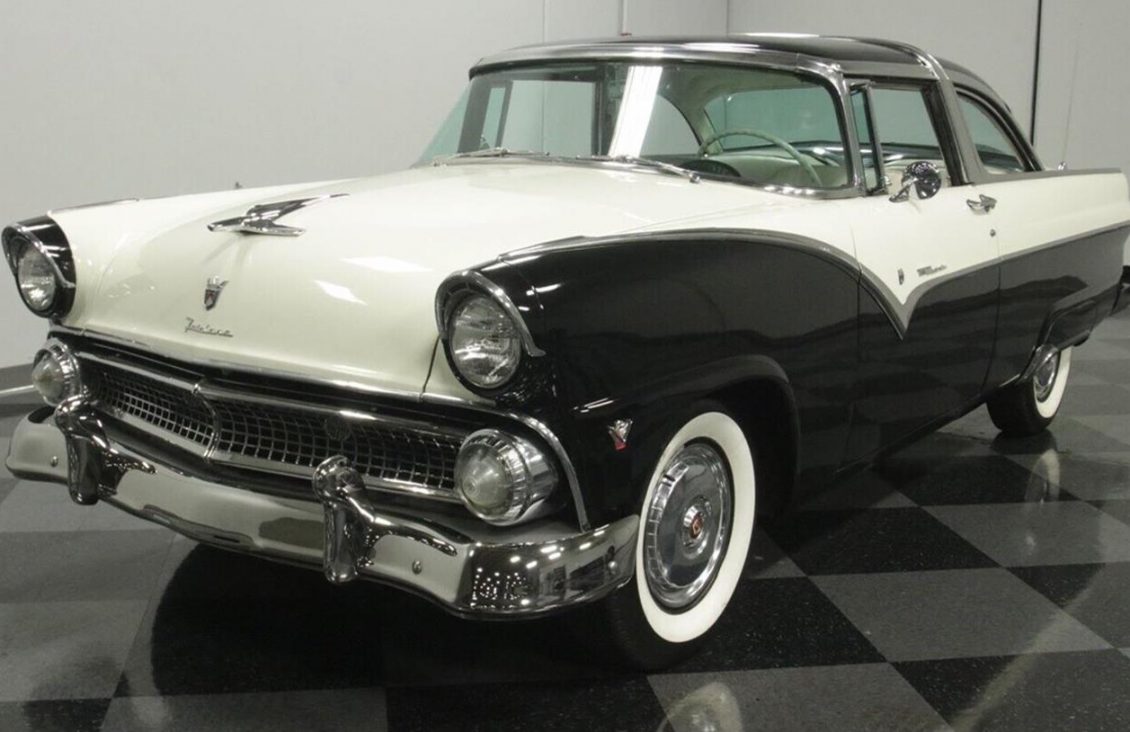 Ford Crown Victoria  '1955