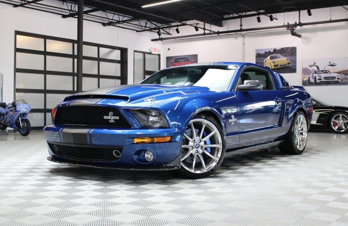 Ford Mustang  '2007