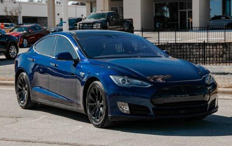 Tesla Model S  '2016