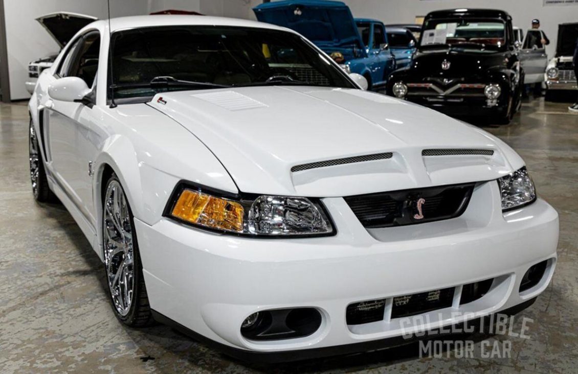Ford Mustang  '2004